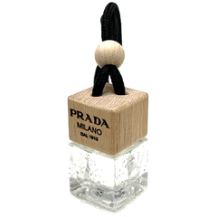 Prada Luna Rossa